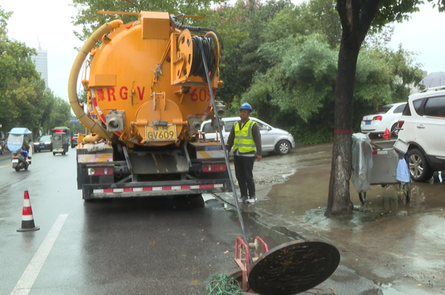 淅川：防汛環保雙線發力 守護城區汛期安全